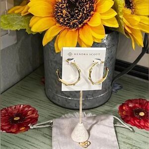 NWT Kendra Scott Joelle Hoop Earrings Gold White Crystal #KSER